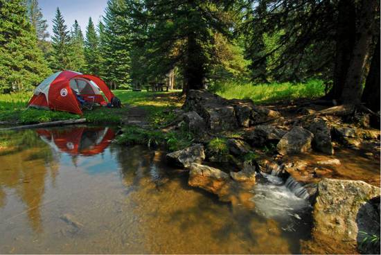 出國旅行 除了酒店還能睡在哪兒？