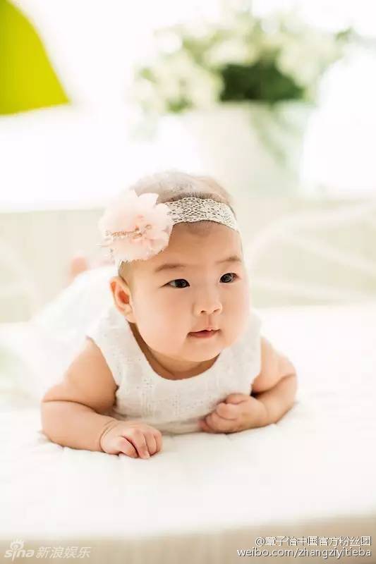 章子怡汪峰女兒成長(zhǎng)照曝光