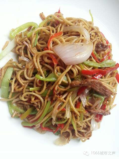 意面?；页：贸园?！吃這個(gè)，口齒一定要好哦！