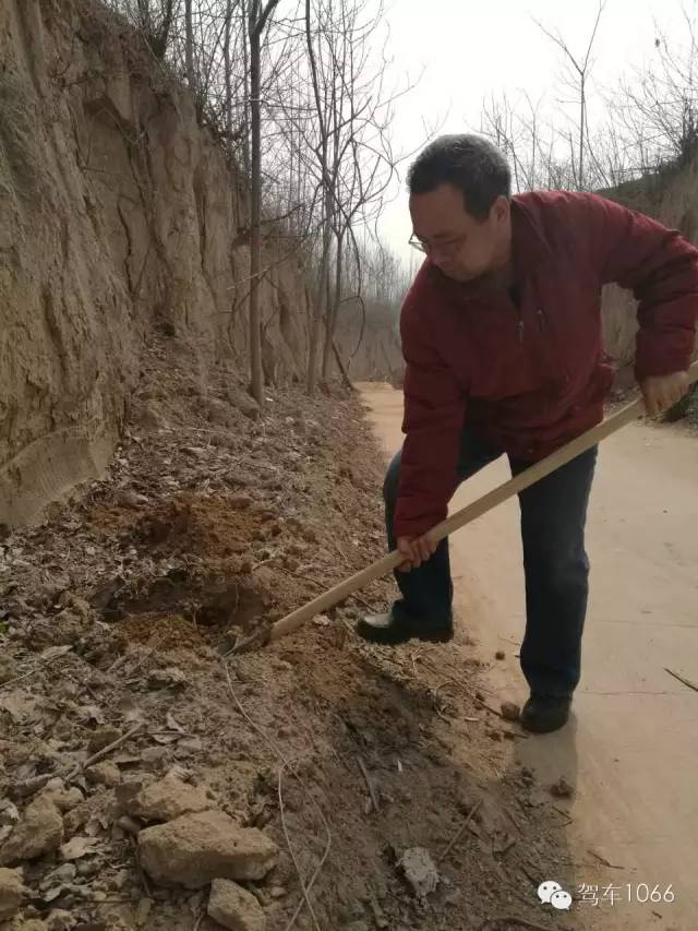 這大叔干起活也是很6呀！