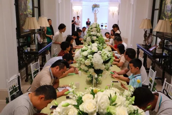 各位“小綠人”也把自己企業(yè)的問題通過卡片的形式，向劉東曉博士請教。