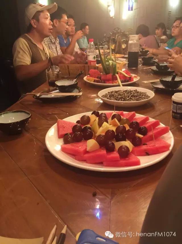 四位帥哥，從左至右，可靠穩(wěn)重型、事業(yè)奮進型、青春洋溢型、樂觀體帖型，可以說都是優(yōu)質(zhì)男哦！