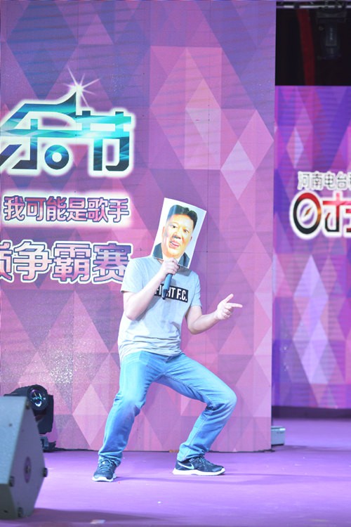 不過隨后的阿強(qiáng)老師現(xiàn)場傳授RAP教程，同樣不遜于老楊呢??！