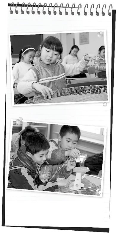 　圖1：鐵路五小古箏社團(tuán)的孩子們正在演奏《高山流水》，圖2：科學(xué)課上，孩子們正在探索水的秘密。