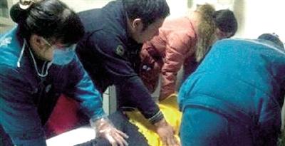 輕生女子終于獲救，目前情況穩(wěn)定。