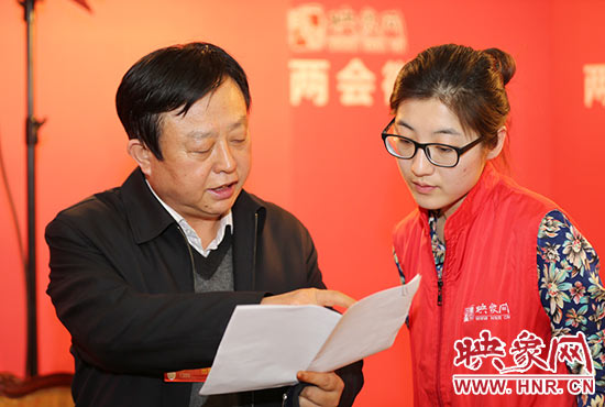 全國(guó)人大代表喬彬接受映象網(wǎng)采訪。