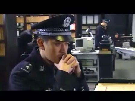 王學(xué)兵在《絕對控制》中扮演緝毒警察薛冰。