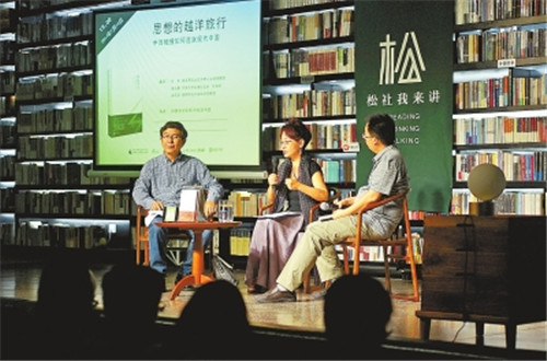 鄭州圖書館每天2萬(wàn)人來(lái)讀書 從早到晚座無(wú)虛席