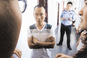 家屬沉默悲痛，不愿提起更多。