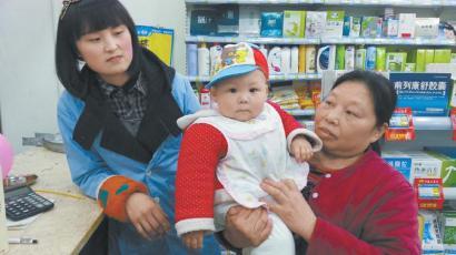 一歲半寶寶患罕見(jiàn)?。翰粫?huì)說(shuō)話(huà)走路 動(dòng)輒就昏迷