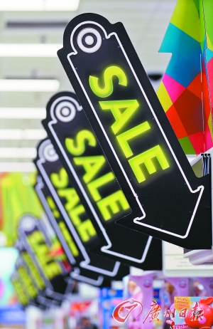 美國商場的促銷標(biāo)志。