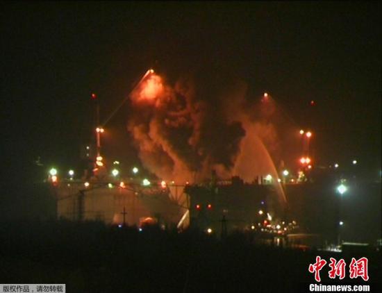 資料圖：2011年12月29日晚間，俄羅斯摩爾曼斯克州一艘名為“葉卡捷琳堡”號的核潛艇起火。