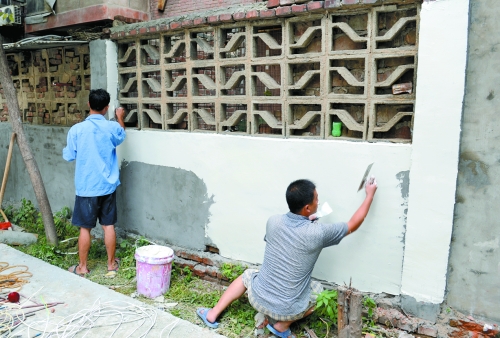 　老舊小區(qū)改造完畢后，“年輕”了、“身價(jià)”也漲了。