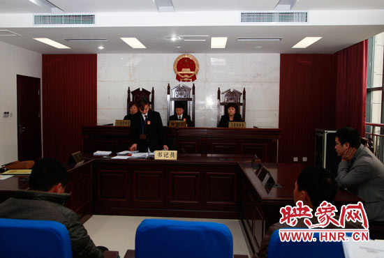 11月13日，金水區(qū)法院集中宣判了6起拖欠農民工工資案件。