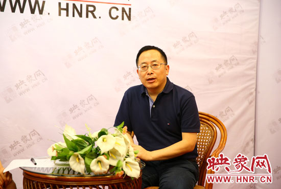 武漢大學(xué)河南招生組組長張軍亭做客映象網(wǎng)2014高考“名校面對(duì)面”系列視頻訪談