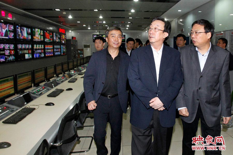 河南省委書記、省人大常委會(huì)主任郭庚茂視察河南人民廣播電臺(tái) 映象網(wǎng)記者邵恰 段晉哲/攝