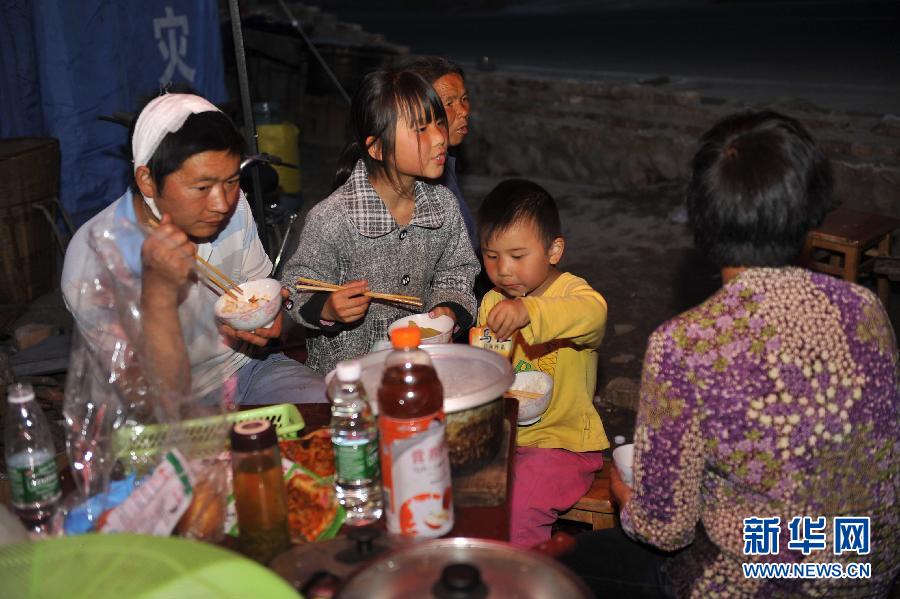 勇救弟弟的小姐姐