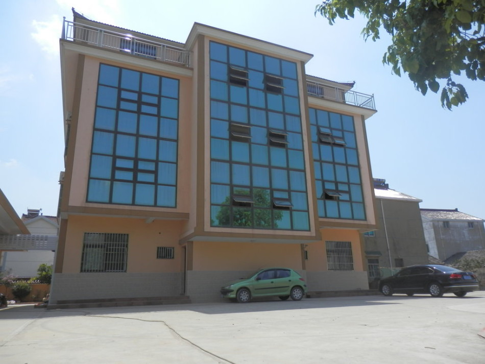 南京“孫大師”被查 家住豪宅修牌坊 南京“孫大師”被查 家住豪宅修牌坊