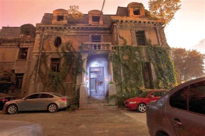 探秘！北京"鬼樓"內(nèi)部