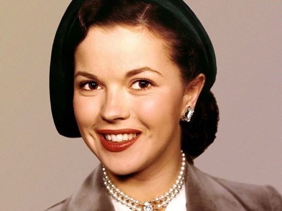 秀蘭鄧波兒去世 罕見(jiàn)大照片回顧童星一生