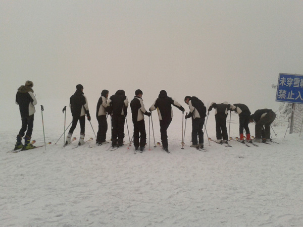 鄭州人自己的滑雪場圣誕啟幕！