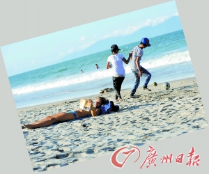 動(dòng)靜皆宜的沙灘。