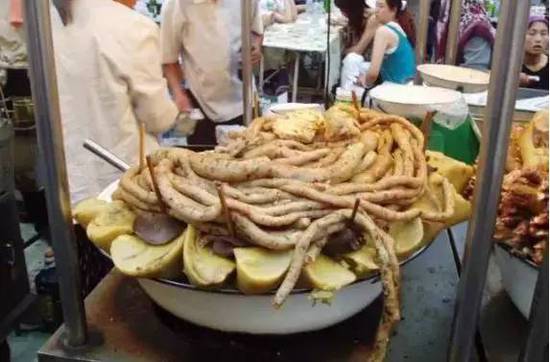 新疆奇葩”黑暗料理“ 你吃過嘛？
