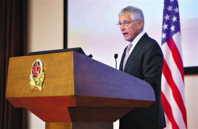 昨日下午，美國國防部長哈格爾在中國國防大學(xué)發(fā)表演講。