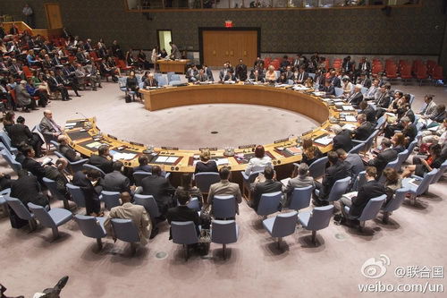 北京時間22日凌晨,聯(lián)合國安理會就澳大利亞提交的一份有關馬航墜機事件的決議草案進行表決。