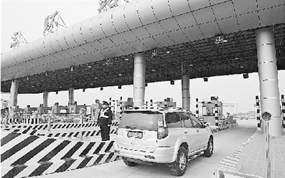 　　鄭州報業(yè)集團(tuán)記者 劉凌智 文 白 韜 圖