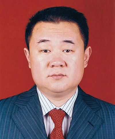慶安縣委常委、副縣長董國生