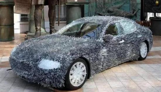 驚！車主用玻璃渣改裝瑪莎拉蒂