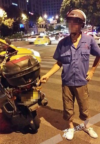 駕駛員主動要求進(jìn)行酒精含量測試。警方供圖