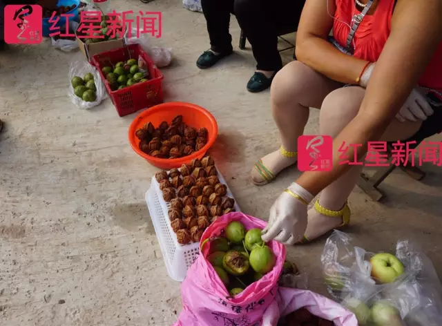 文玩核桃遇冷由幾萬一對降到5元沒人要？商戶否認(rèn)