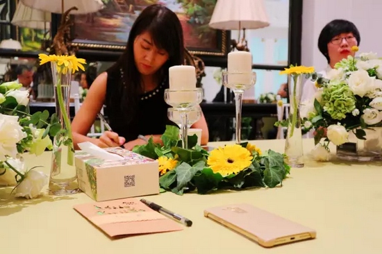 各位“小綠人”也把自己企業(yè)的問題通過卡片的形式，向劉東曉博士請教。