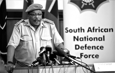 3月23日，中非共和國首都班吉，從加蓬首都利伯維爾出發(fā)的法國增援部隊共計200名士兵抵達班吉國際機場