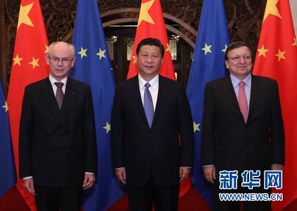 習(xí)近平會見歐洲理事會主席范龍佩和歐盟委員會主席巴羅佐。新華社記者 龐興雷 攝