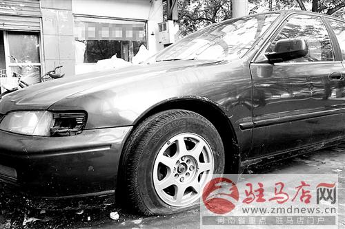 駐馬店市迅達路中段出現(xiàn)“僵尸”車