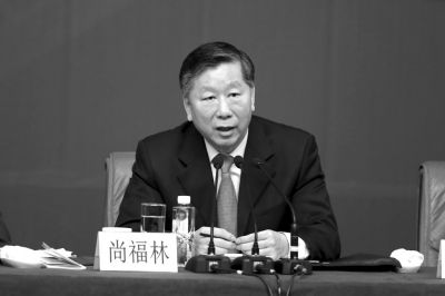 銀監(jiān)會(huì)主席尚福林。記者王海欣攝