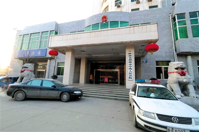 李宏亮在被違規(guī)辦理了監(jiān)外執(zhí)行后，再犯命案。