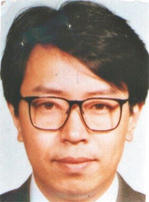 姚耿 現(xiàn)年53歲，外逃前任云南省五礦化工進出口（集團）公司上海浦東分公司經(jīng)理