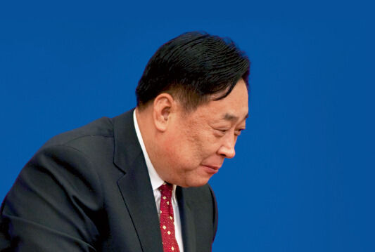 張力軍從環(huán)保部副部長任上退休兩年多后，被中紀(jì)委宣布接受組織調(diào)查。資料圖