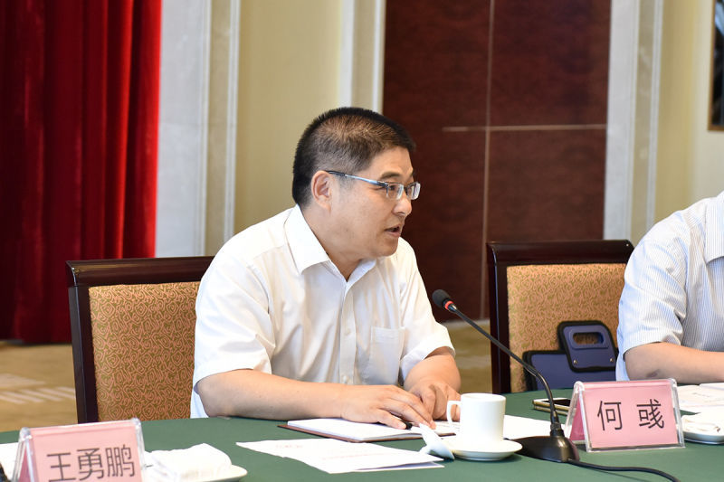 省委宣傳部副部長、省委網(wǎng)信辦主任何彧