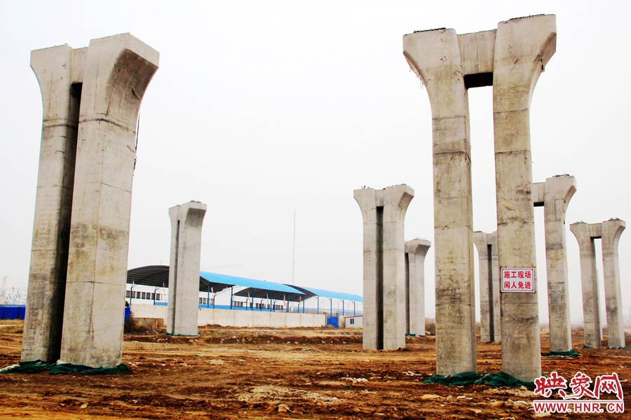 今年9月份，媒體曾報道稱，此項目停工的原因主要是資金鏈斷裂。