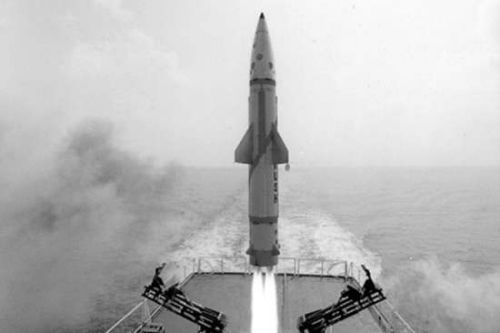 資料圖：印度試射“丹努什”核導(dǎo)彈。