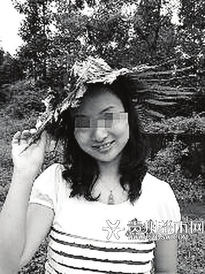 李某生活照。