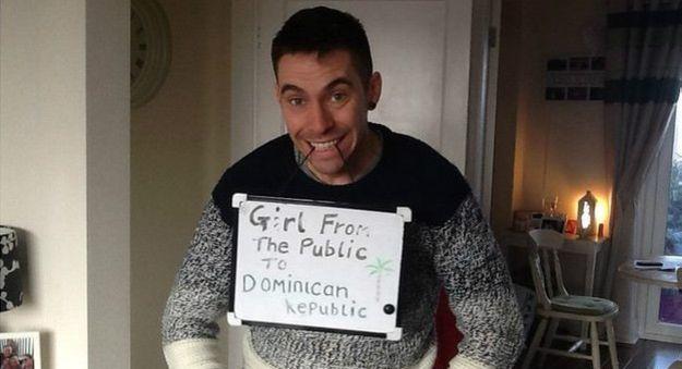 競標成功者將和約翰·惠特布雷德一同飛往加勒比海度假。