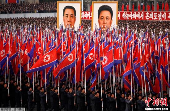 4月20日，包括軍人、公務(wù)員與平壤市民在內(nèi)的朝鮮各界民眾在金日成廣場(chǎng)集會(huì)，譴責(zé)并發(fā)誓要“消滅”韓國(guó)李