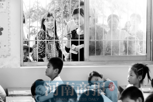 家長(zhǎng)們都想讓孩子上個(gè)好學(xué)校、好班級(jí)，但也應(yīng)根據(jù)實(shí)際情況，選擇最合適的