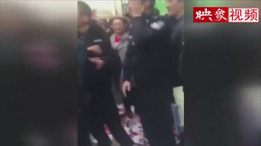 暈！城管被打警方出警被圍攻